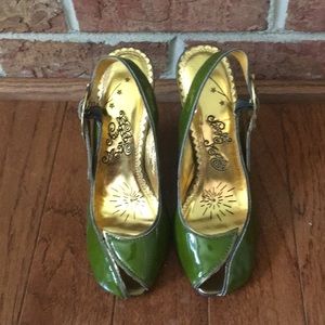 Naughty monkey heels